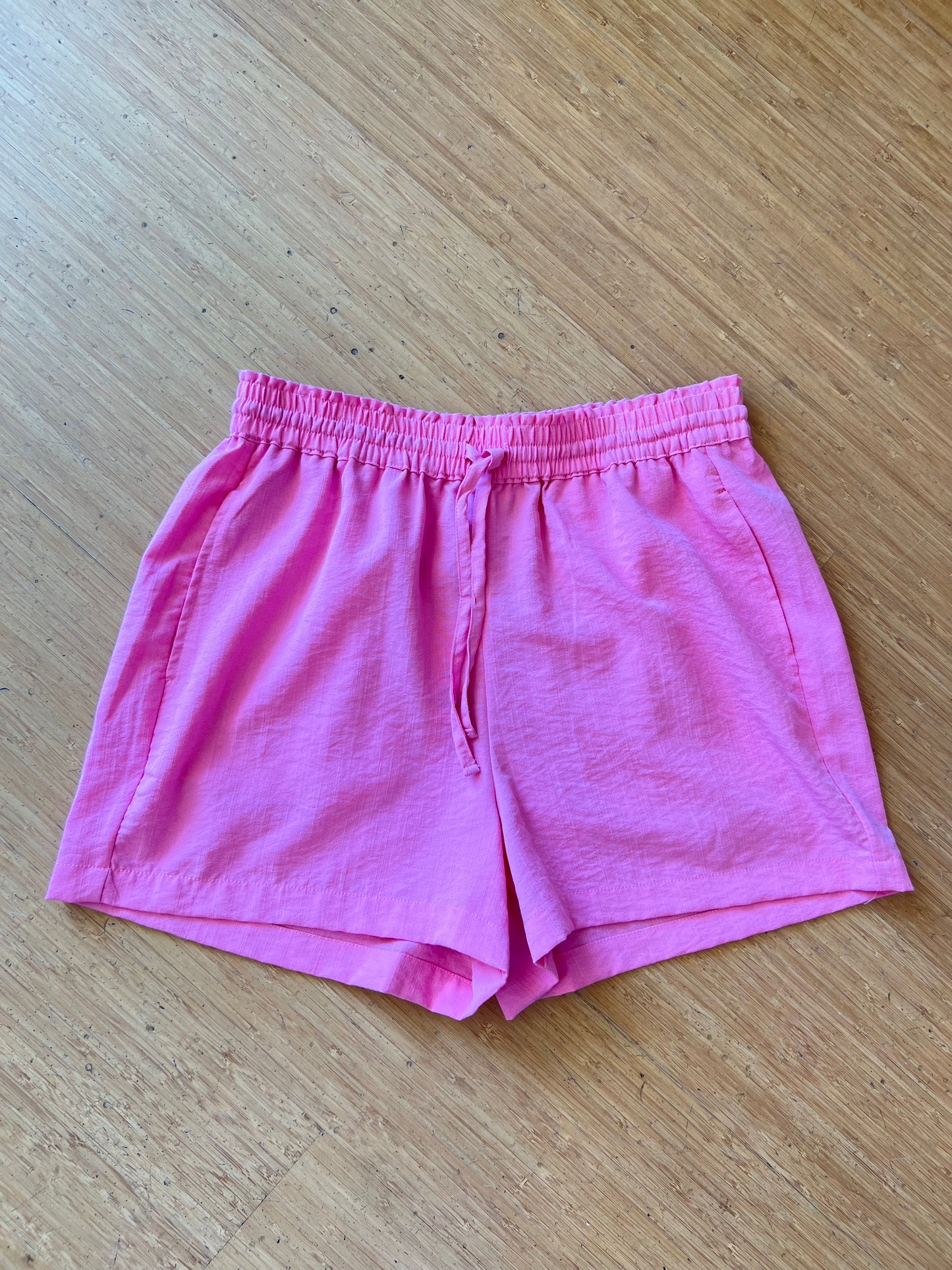 PINK LYRA SHORTS