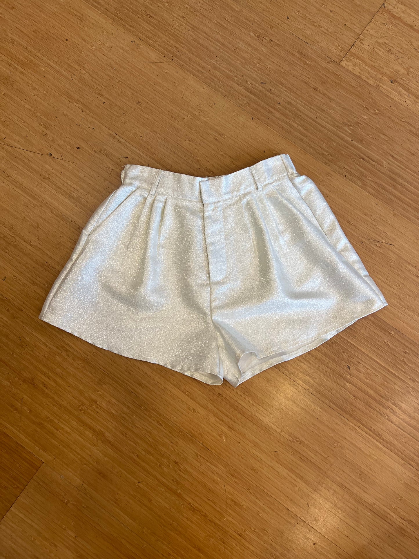 CARA CREAM SHORTS