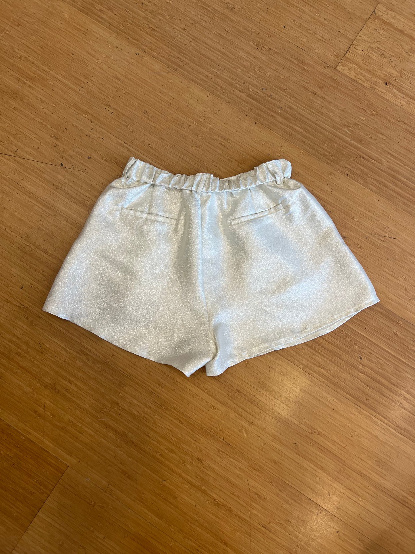 CARA CREAM SHORTS