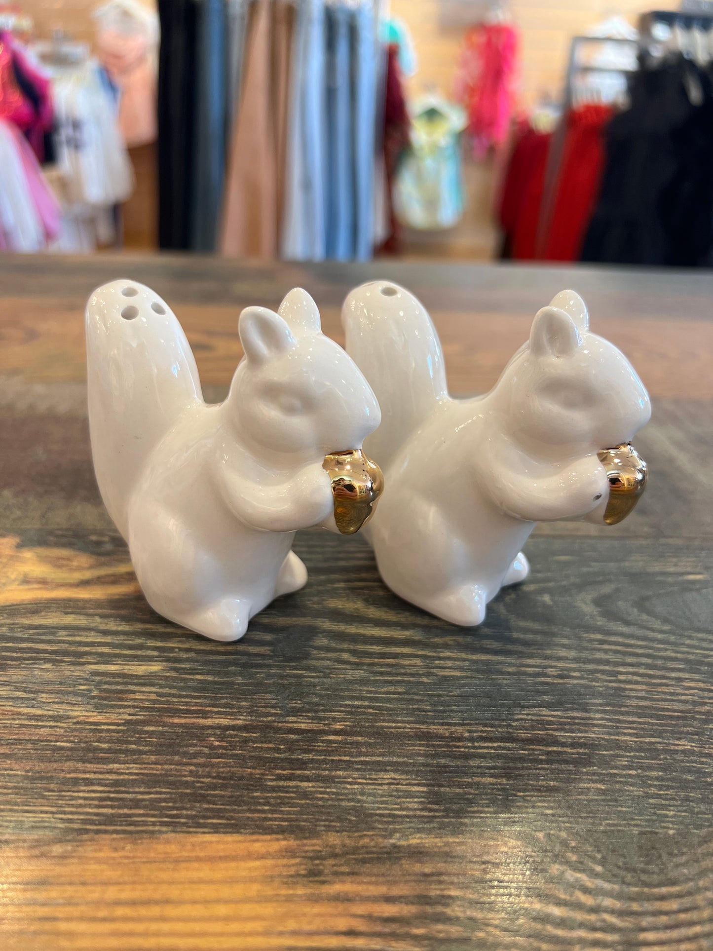 SQUIRREL SALT & PEPPER